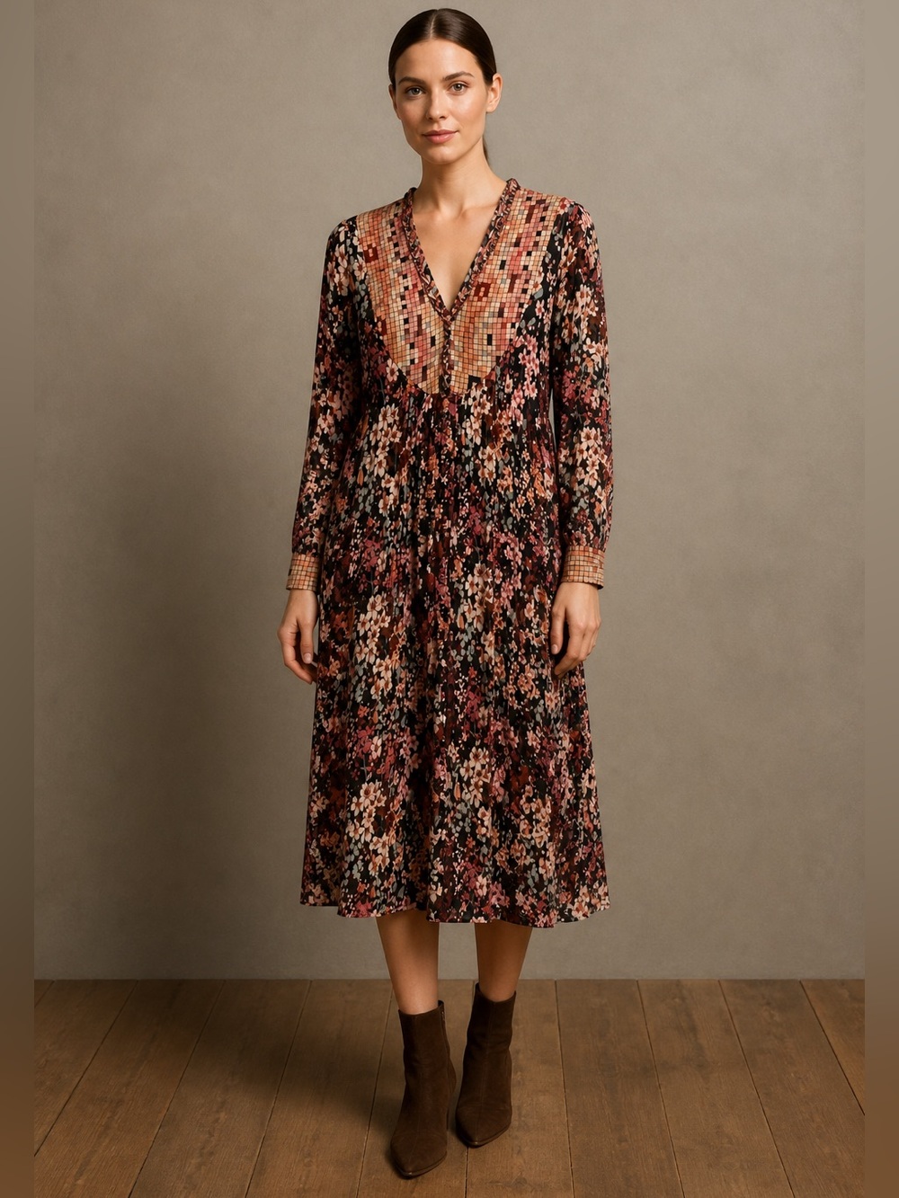 Blank London - Long Sleeve Floral Dress Tunic in Black and Pink Size Large